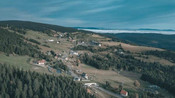 Historia, zabytki i obiekty Zieleńca, które musisz zobaczyć